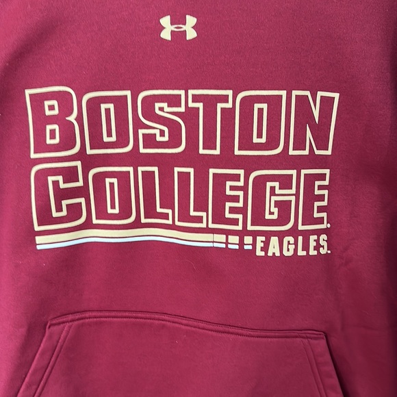 Like New! Men’s Large Under Armor Boston College Eagles Hoodie - Picture 4 of 6